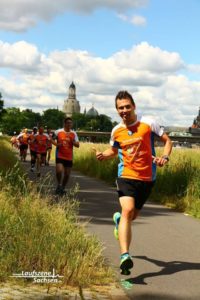 Beim Stadtlauf Dresden läuft Dennis eine neue Bestzeit