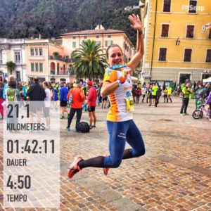 Halbmarathon am Gardasee, Laufen für Anfänger, Medaille, Luftsprung, Finisher